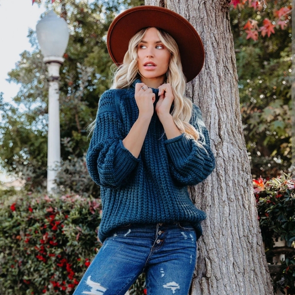 POL Sweater Rust Large - Picture 2 of 5